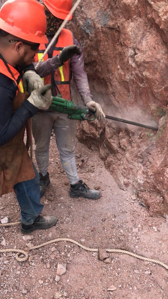 PERFORACION CON EQUIPO MENOR